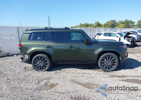 2024 Lexus Gx 550 Luxury+ from USA, damaged, VIN JTJVBCDX5R5033548